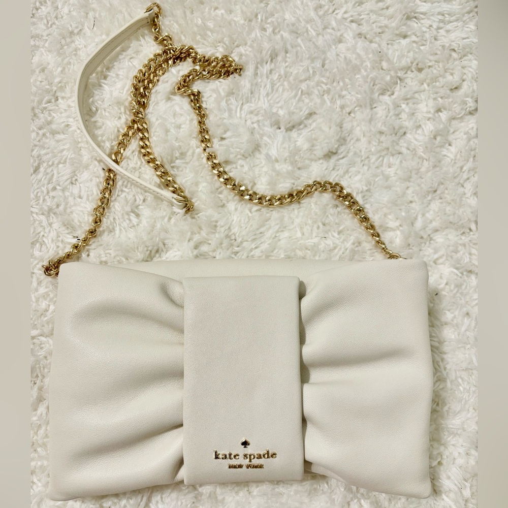 Pre-Owned Kate Spade White Bow Crossbody